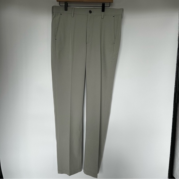 Bobby Jones Men’s Golf Pants Performance Collection Stone Green Size 34x32 NEW - Picture 1 of 8